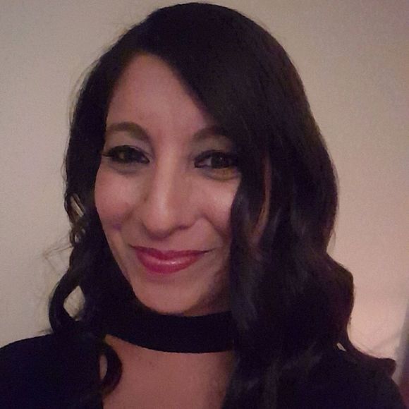 Meet your Posher, Francesca - Picture 1 of 1